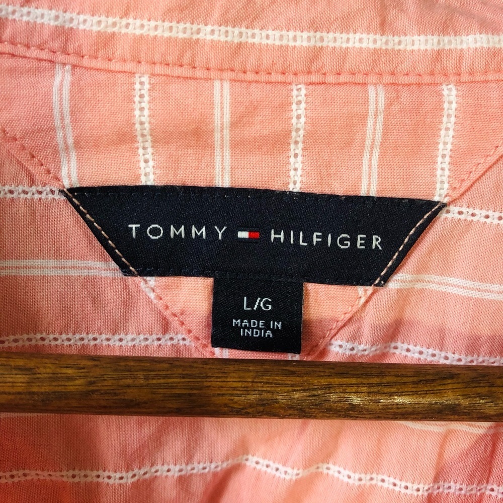 Tommy Hilfiger Womens Short Sleeve Button Down - Picture 4 of 4